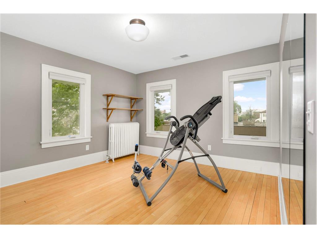 2213 Nicollet Avenue Minneapolis MN 55404 7068872 image16