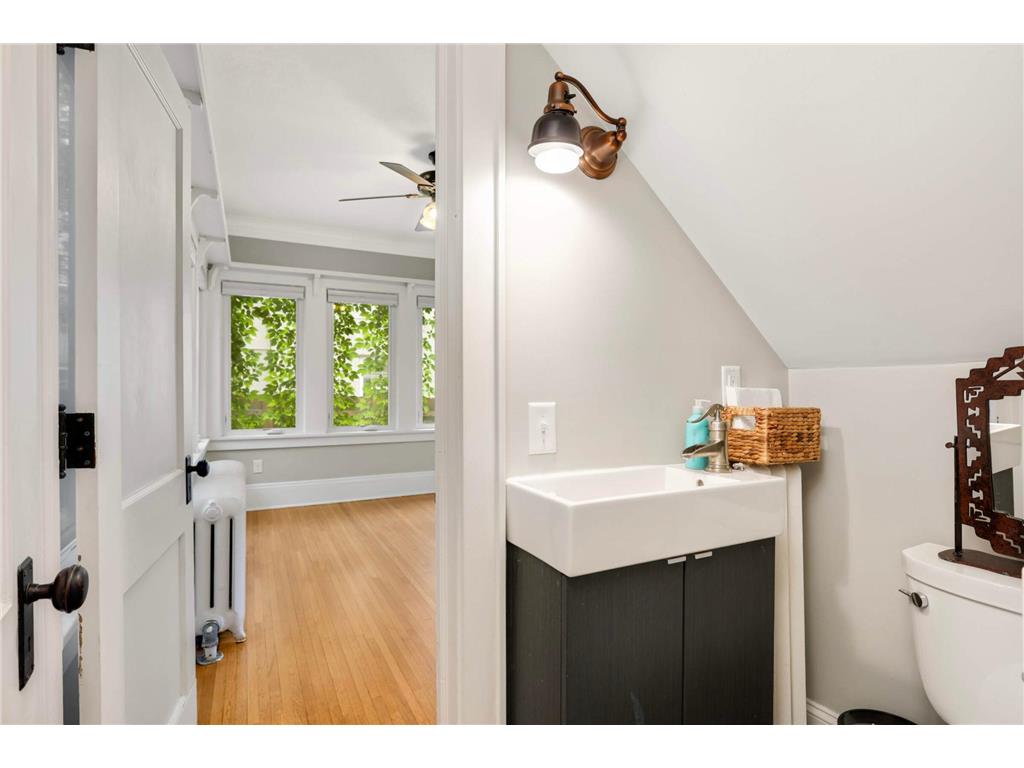 2213 Nicollet Avenue Minneapolis MN 55404 7068872 image8