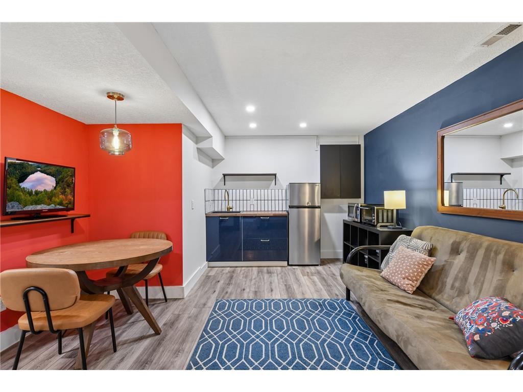 2214 4th Avenue N Minneapolis MN 55405 7040584 image39