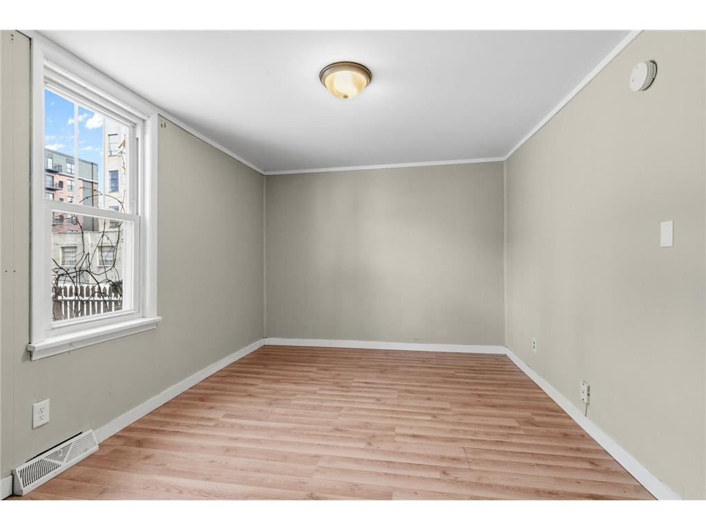 2214 California Street NE Minneapolis MN 55418 6824572 image21