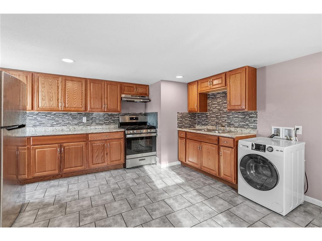 2214 California Street NE Minneapolis MN 55418 6824572 image4