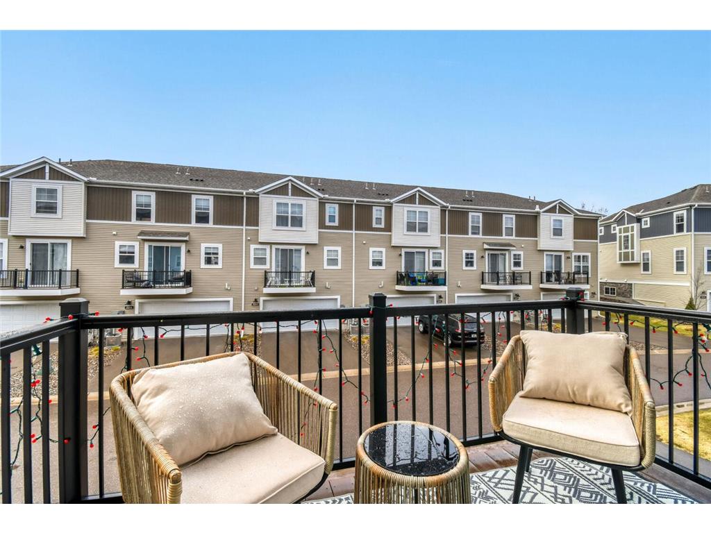 2214 Gateway Curve North Saint Paul MN 55109 7050265 image12