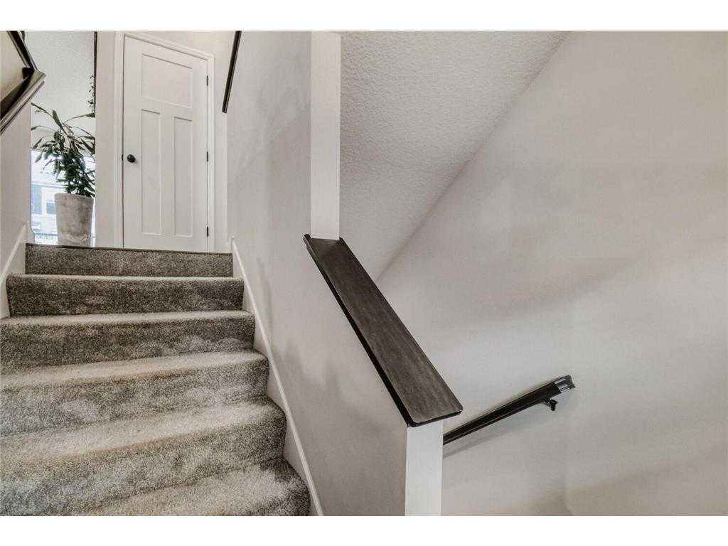 2214 Gateway Curve North Saint Paul MN 55109 7050265 image24