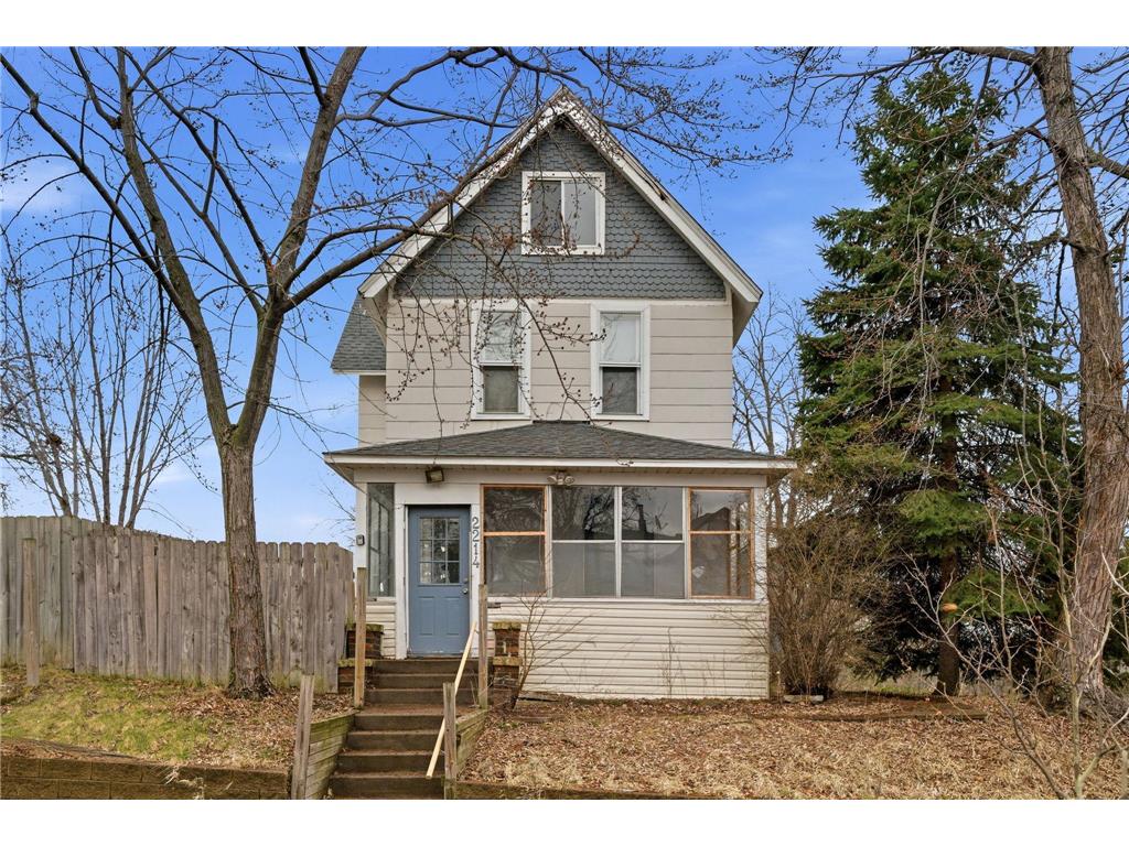 2214 Girard Avenue N Minneapolis MN 55411 7057638 image1