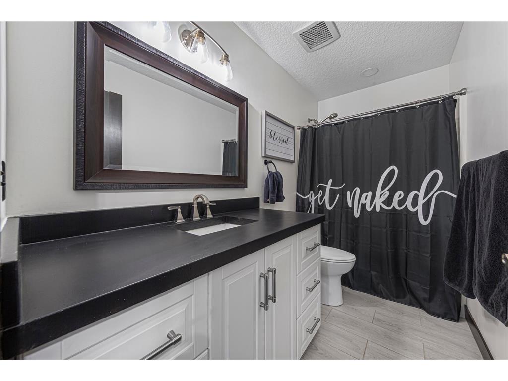 2214 Hulett Avenue Faribault MN 55021 7067108 image22