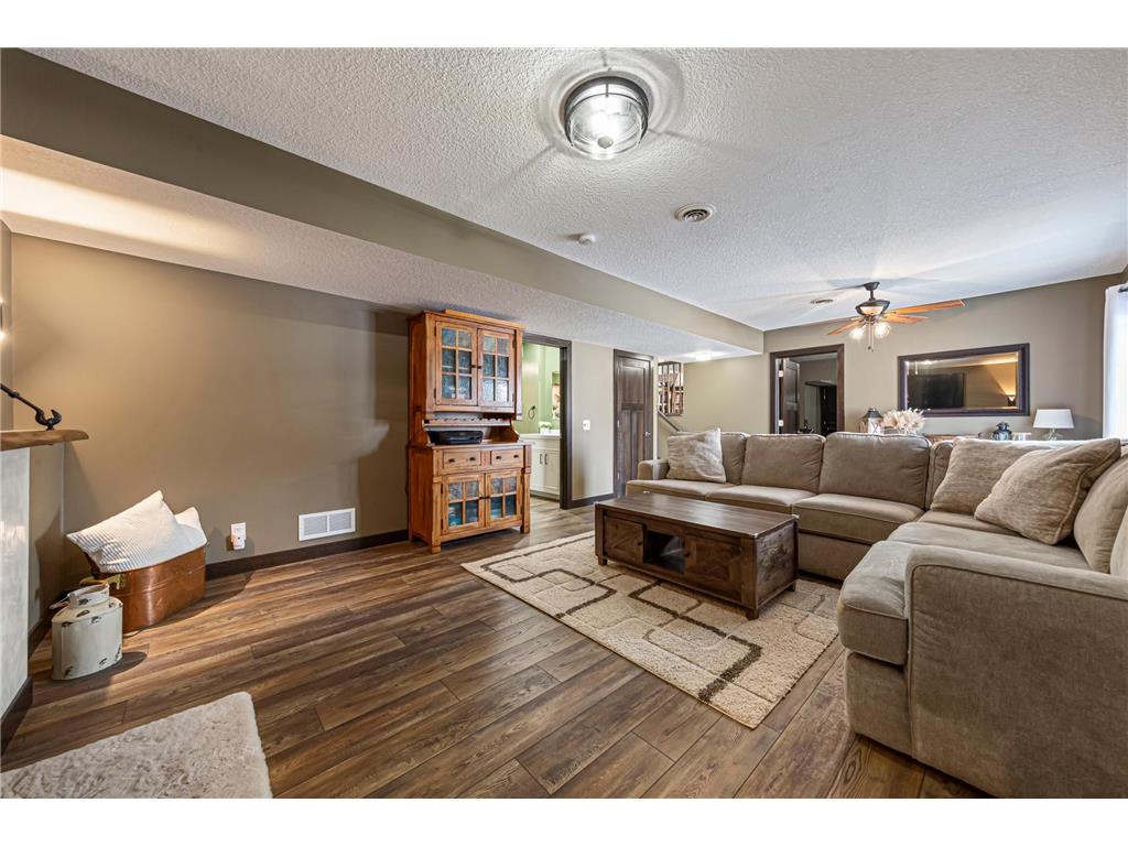 2214 Hulett Avenue Faribault MN 55021 7067108 image28