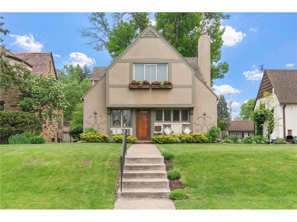 2214 Saint Anthony Parkway Minneapolis MN 55418 7076992 image1