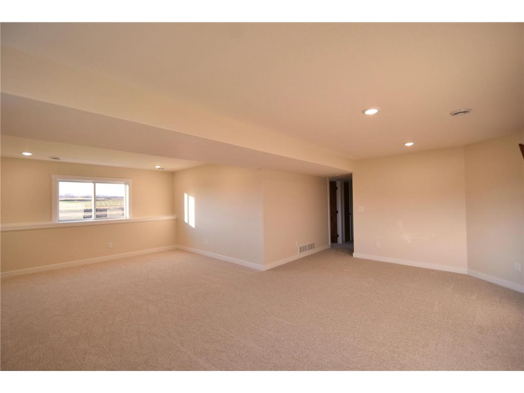 2215 Elk Run Drive SE Pine Island MN 55963 6810690 image39