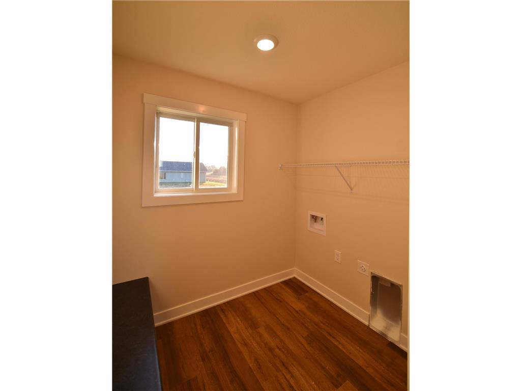 2215 Elk Run Drive SE Pine Island MN 55963 6810690 image7