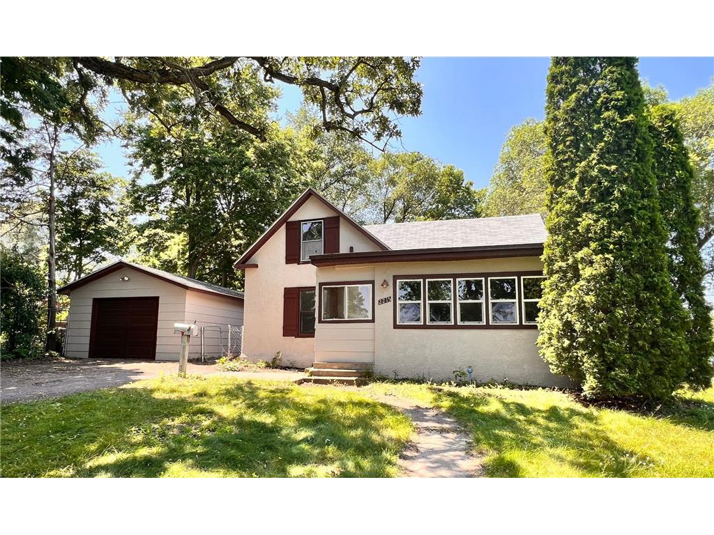 2215 Green Avenue Anoka MN 55303 6578440 image1