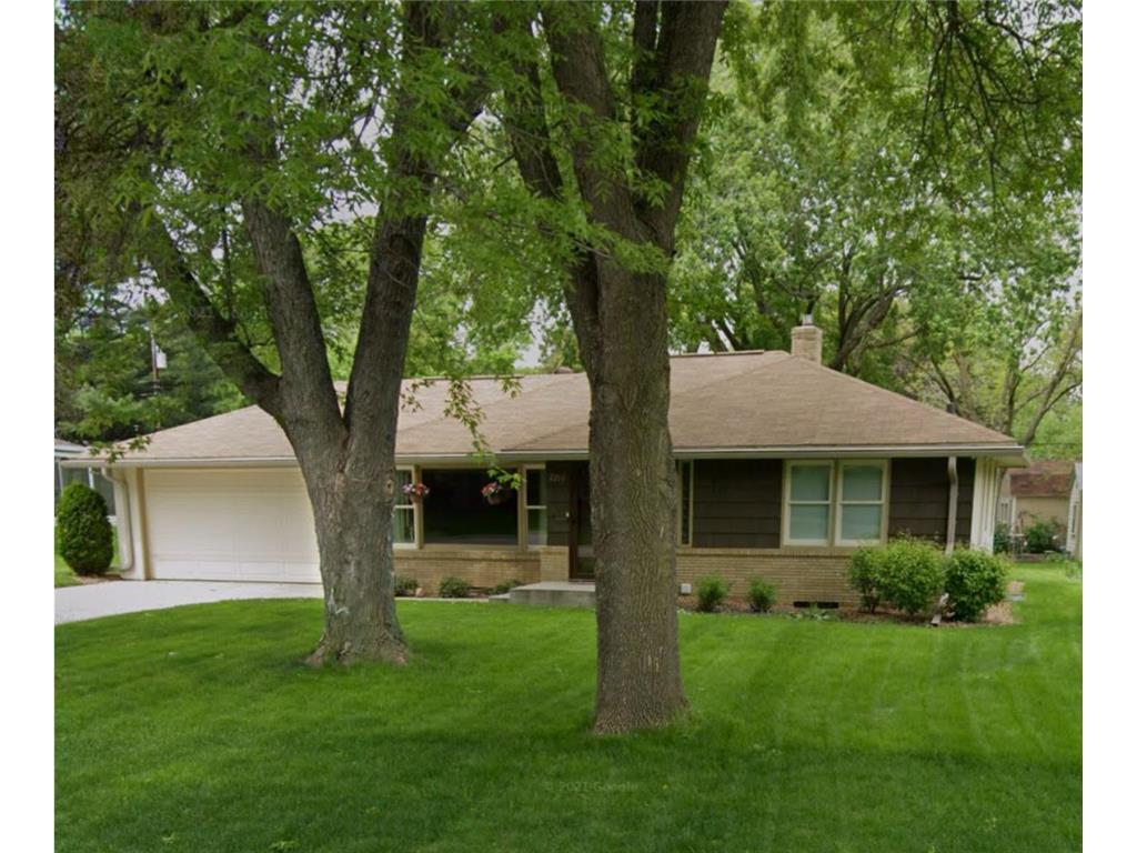 2215 Hendry Place Maplewood MN 55117 6491364 image1