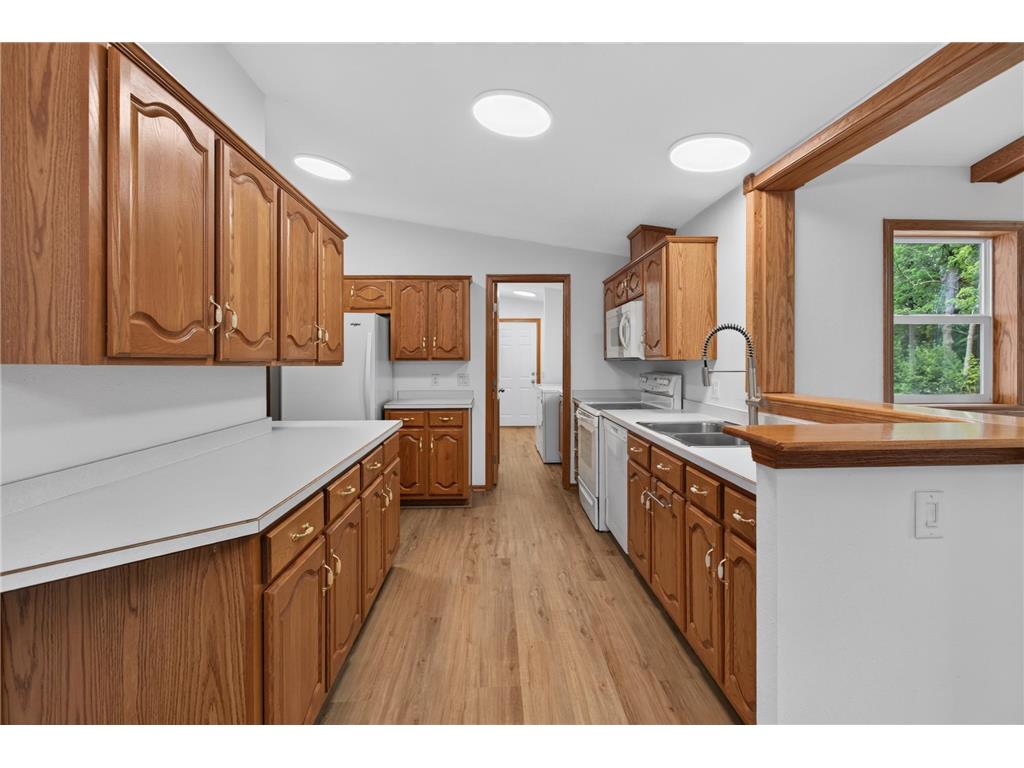 2215 Lake Shore Boulevard Wahkon MN 56386 7102758 image10