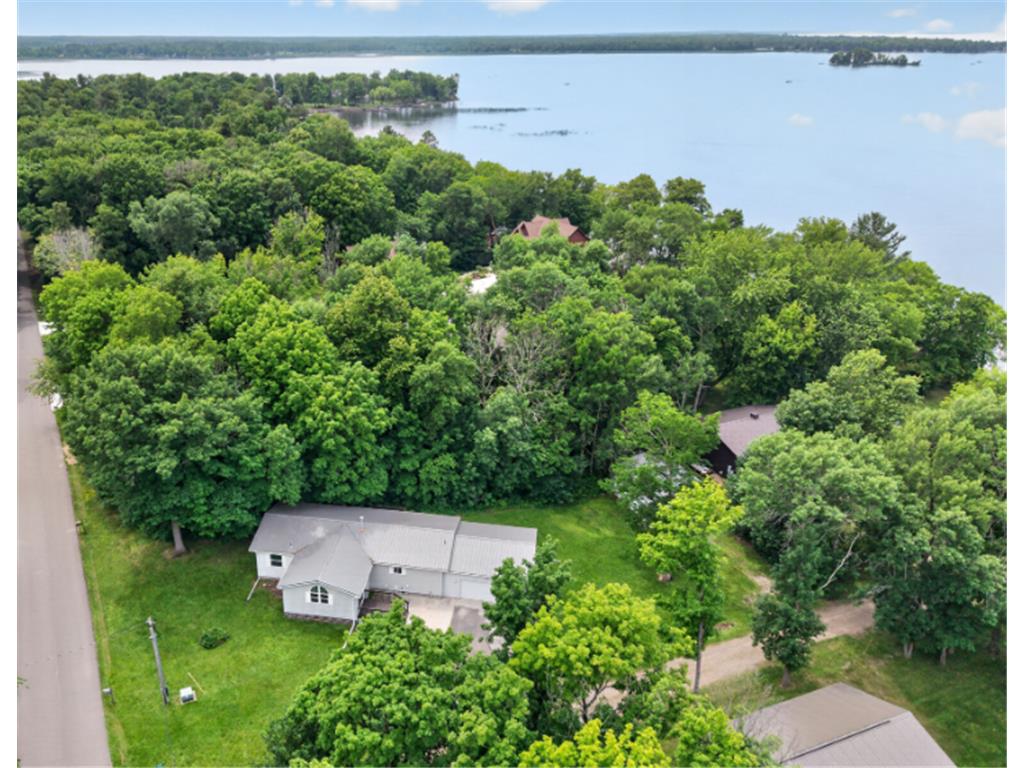 2215 Lake Shore Boulevard Wahkon MN 56386 7102758 image2