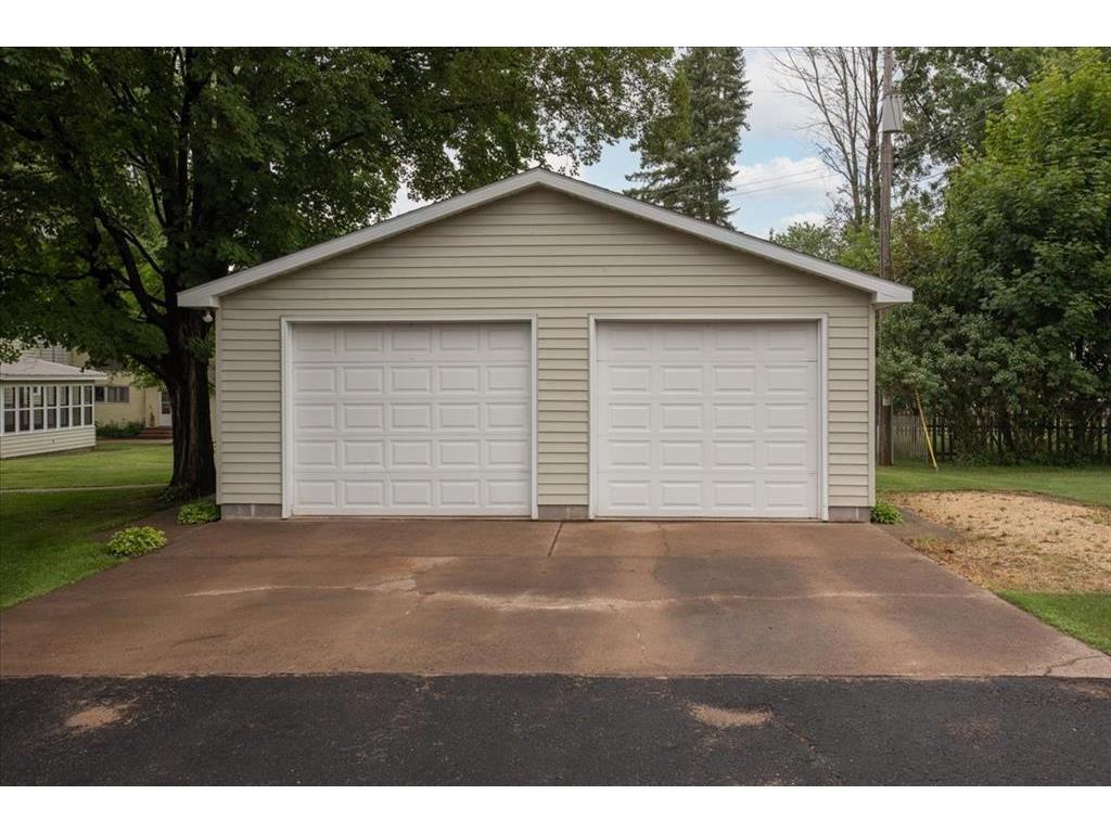 2216 3rd Street E Menomonie WI 54751 7105353 image10