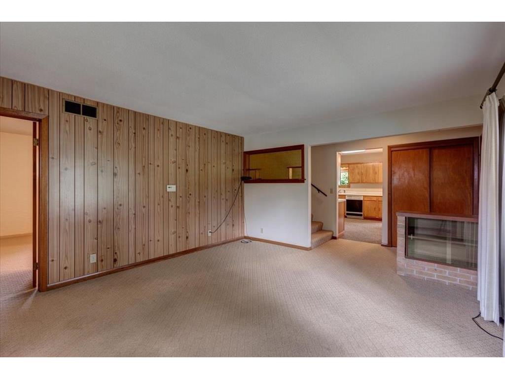 2216 3rd Street E Menomonie WI 54751 7105353 image17