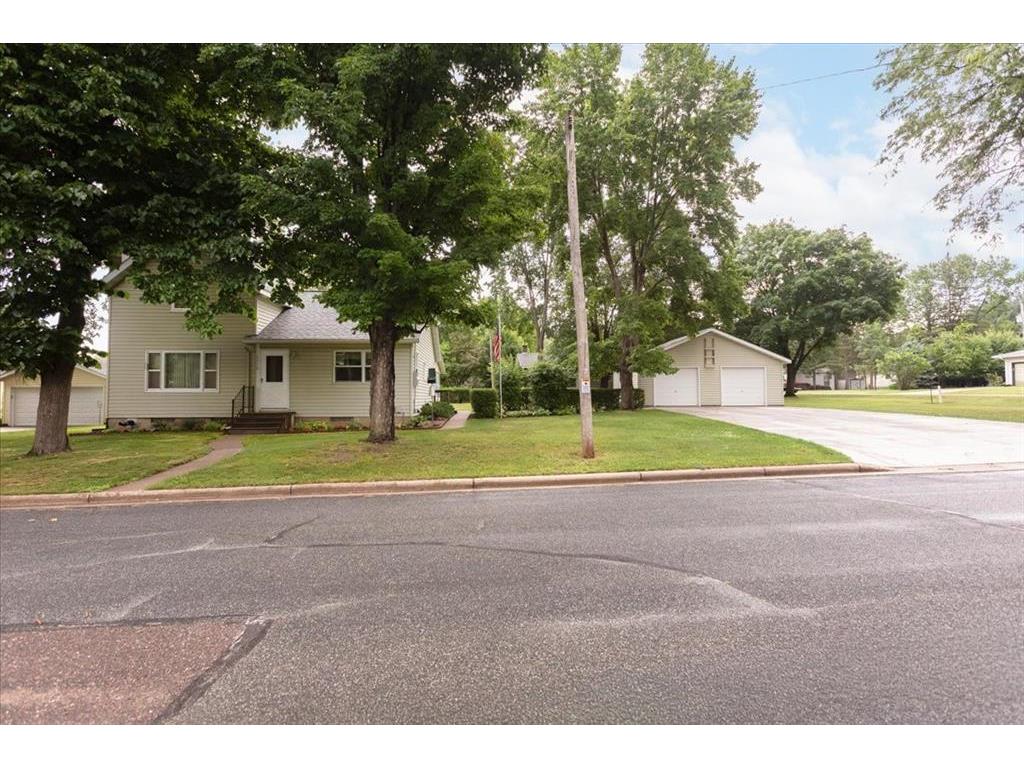 2216 3rd Street E Menomonie WI 54751 7105353 image48