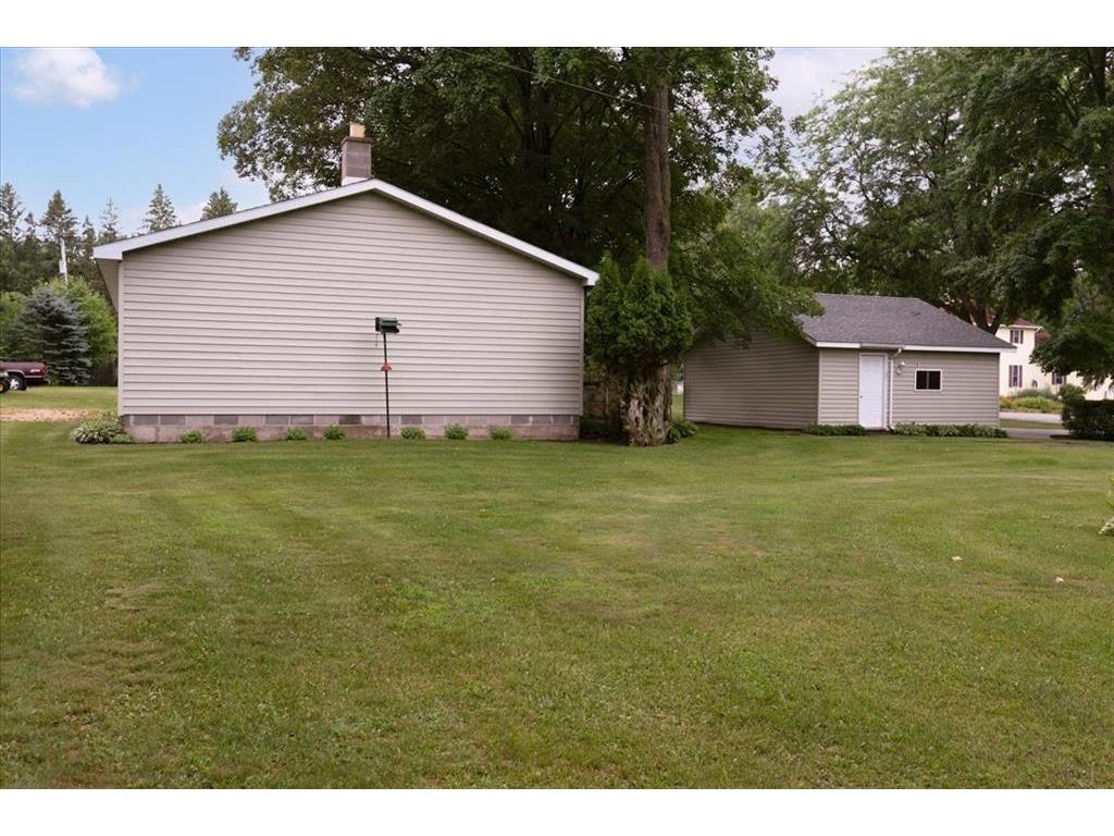 2216 3rd Street E Menomonie WI 54751 7105353 image54