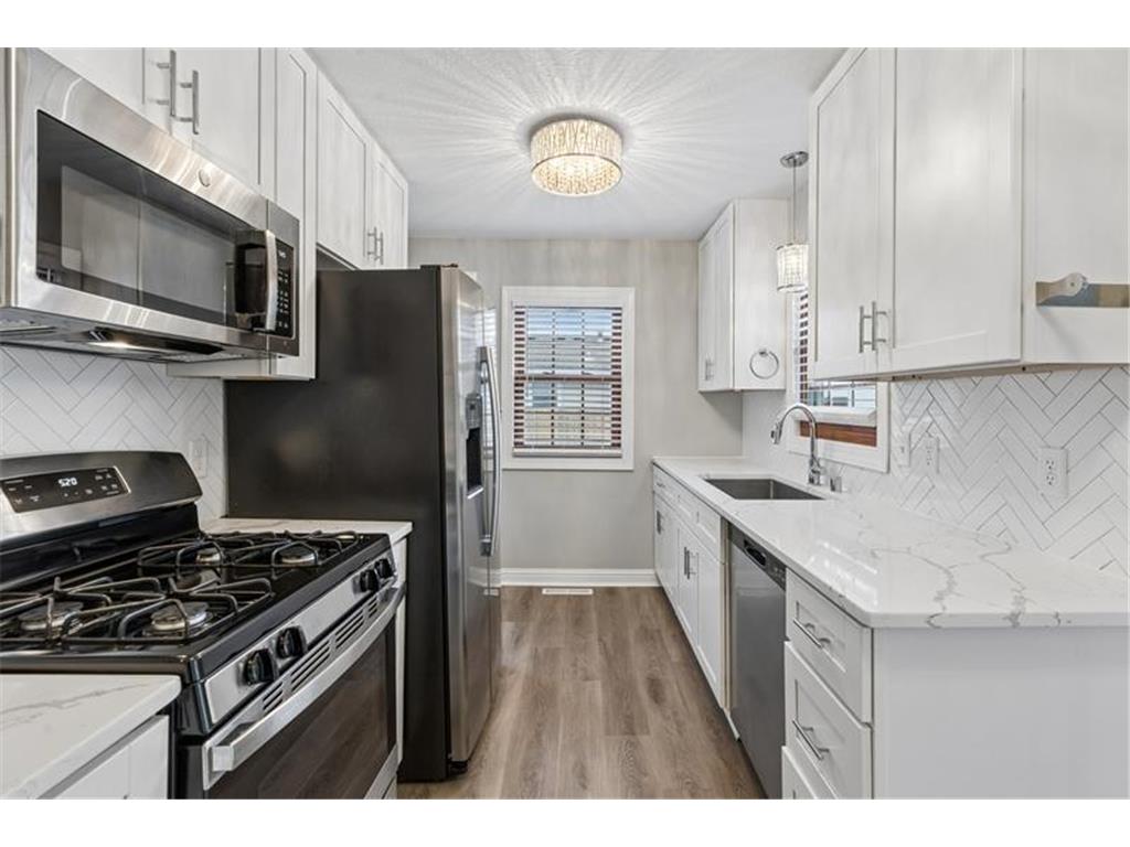 2216 Thorndale Avenue New Brighton MN 55112 7066579 image12