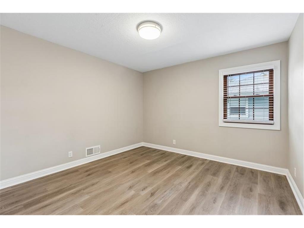 2216 Thorndale Avenue New Brighton MN 55112 7066579 image19
