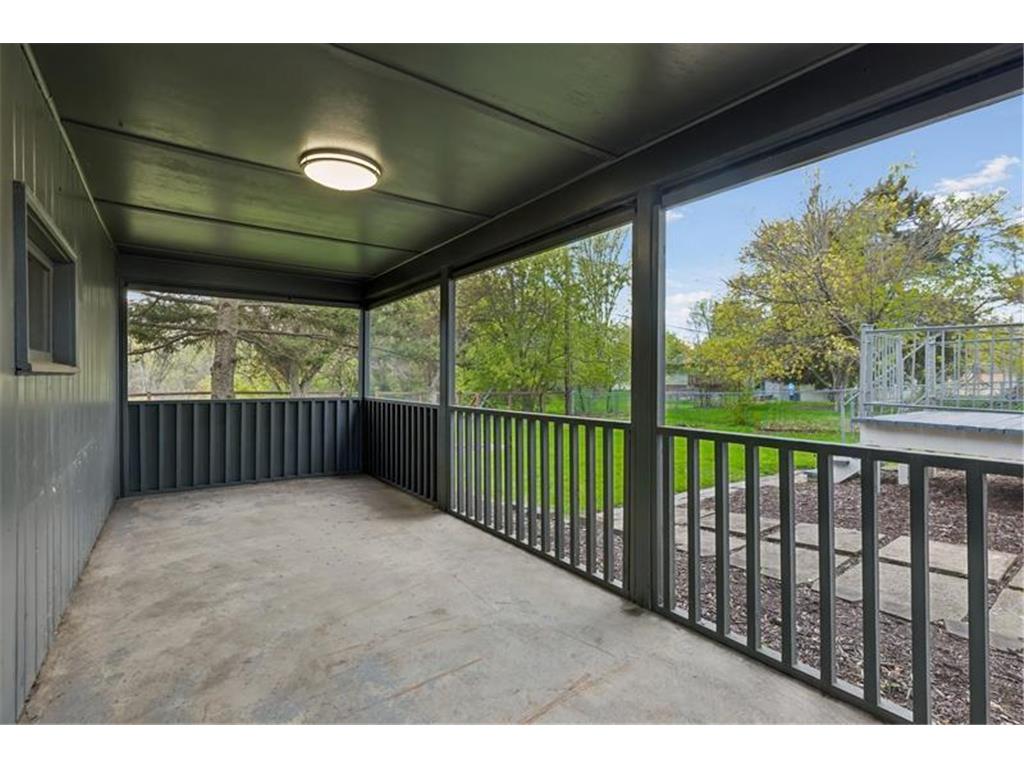 2216 Thorndale Avenue New Brighton MN 55112 7066579 image35