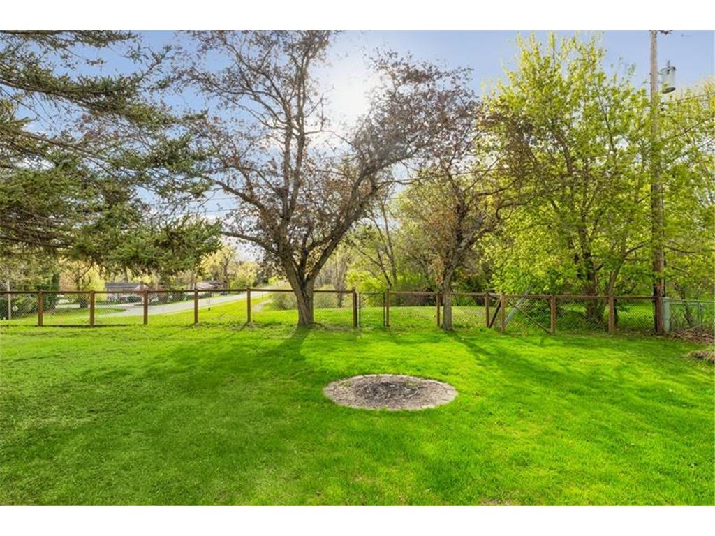 2216 Thorndale Avenue New Brighton MN 55112 7066579 image41