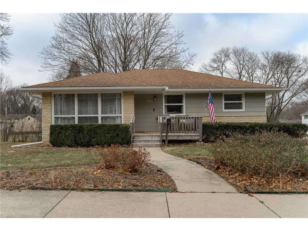 2217 11th Avenue NW Rochester MN 55901 6638643 image1