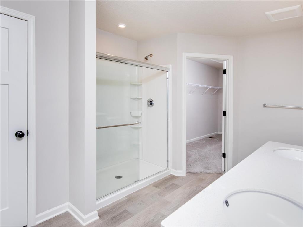 2217 Gateway Hill Road North Saint Paul MN 55109 7047798 image19