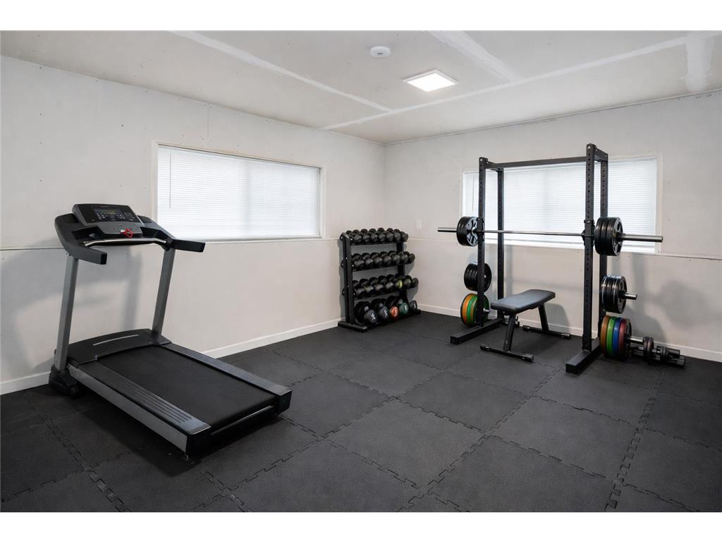 2217 Gateway Hill Road North Saint Paul MN 55109 7047798 image27
