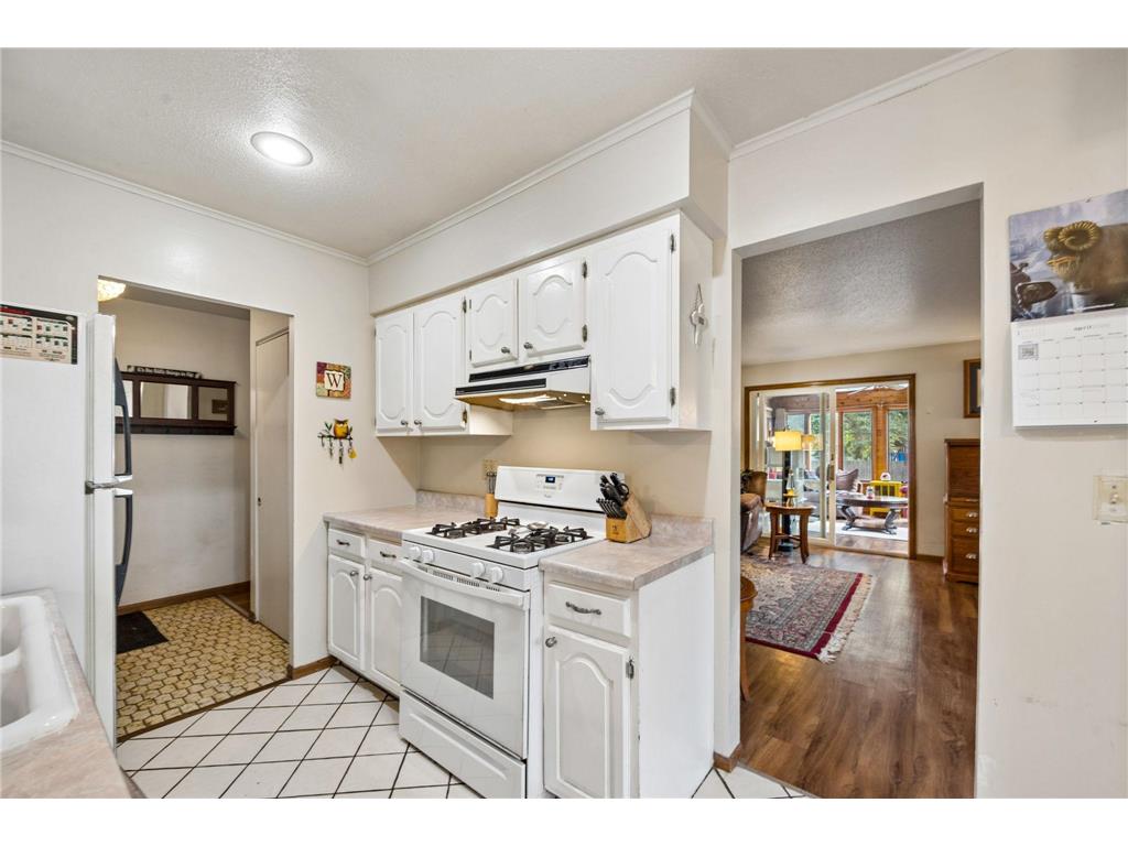 2217 Laramie Trail Brooklyn Park MN 55444 7063951 image11