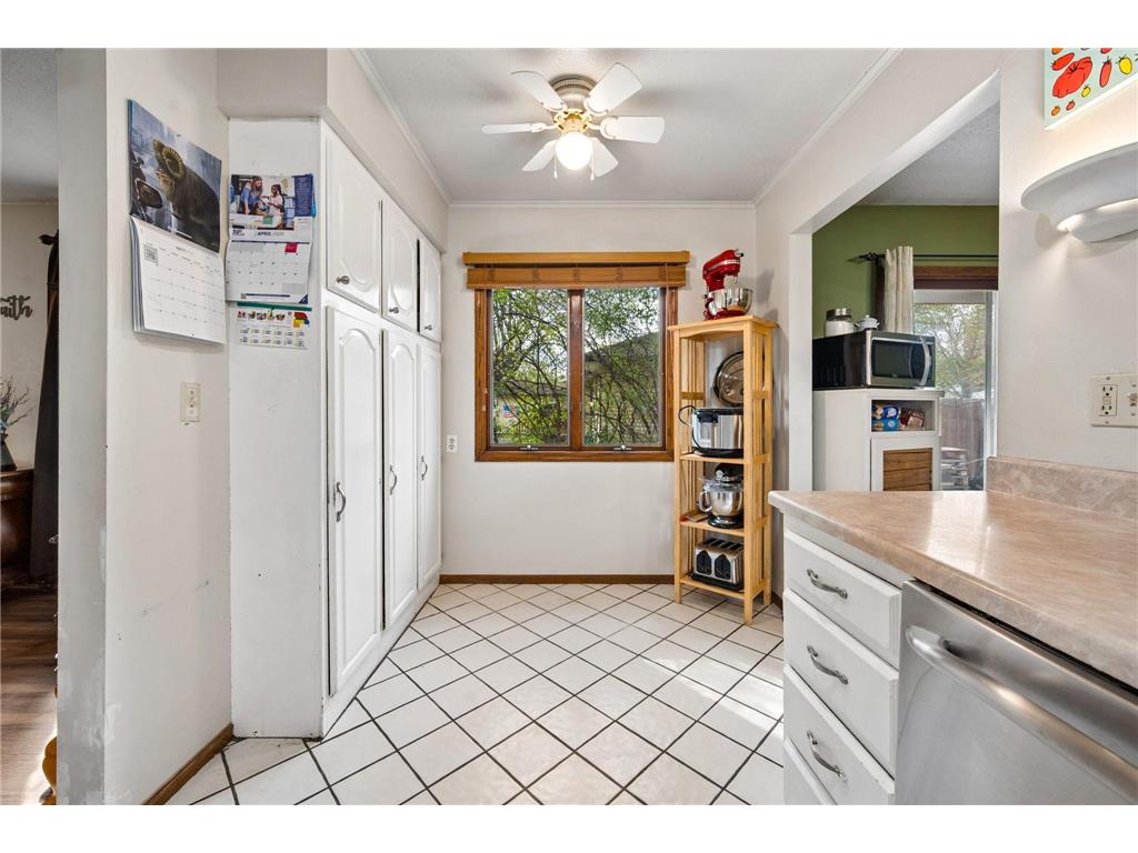 2217 Laramie Trail Brooklyn Park MN 55444 7063951 image13