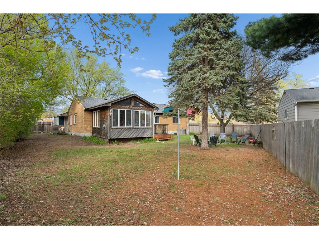 2217 Laramie Trail Brooklyn Park MN 55444 7063951 image40