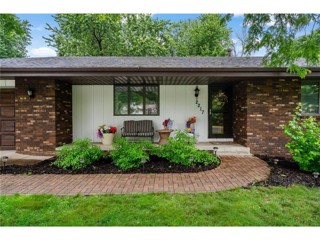 2217 Ripley Avenue Maplewood MN 55109 7091443 image1