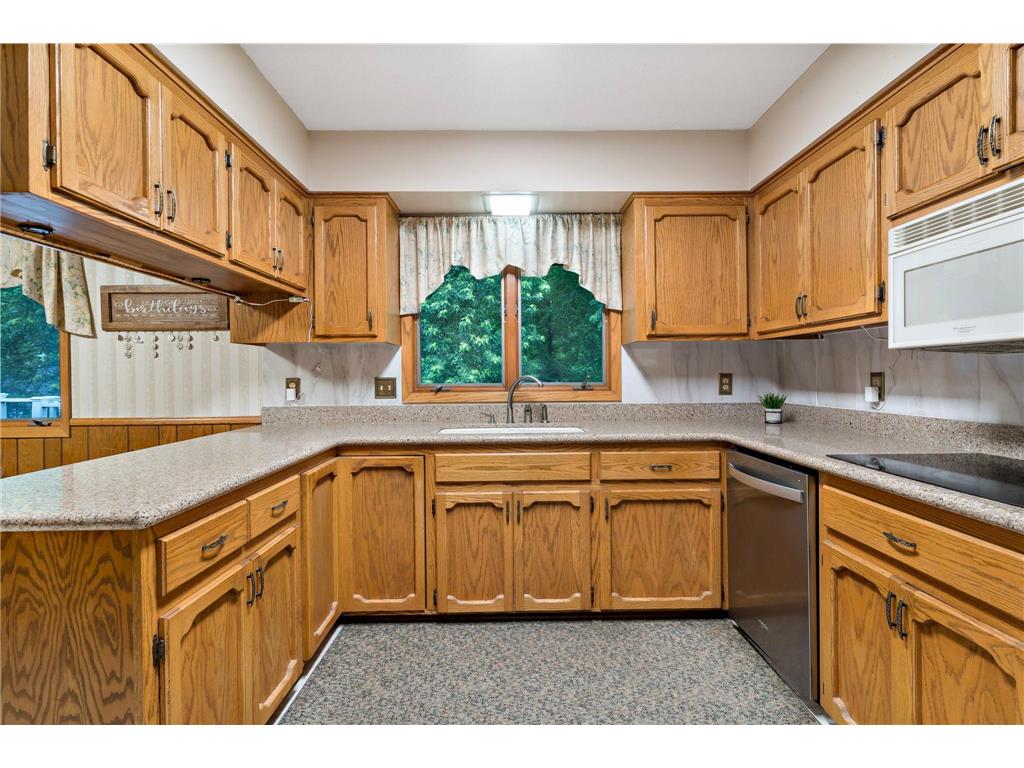2217 Ripley Avenue Maplewood MN 55109 7091443 image12