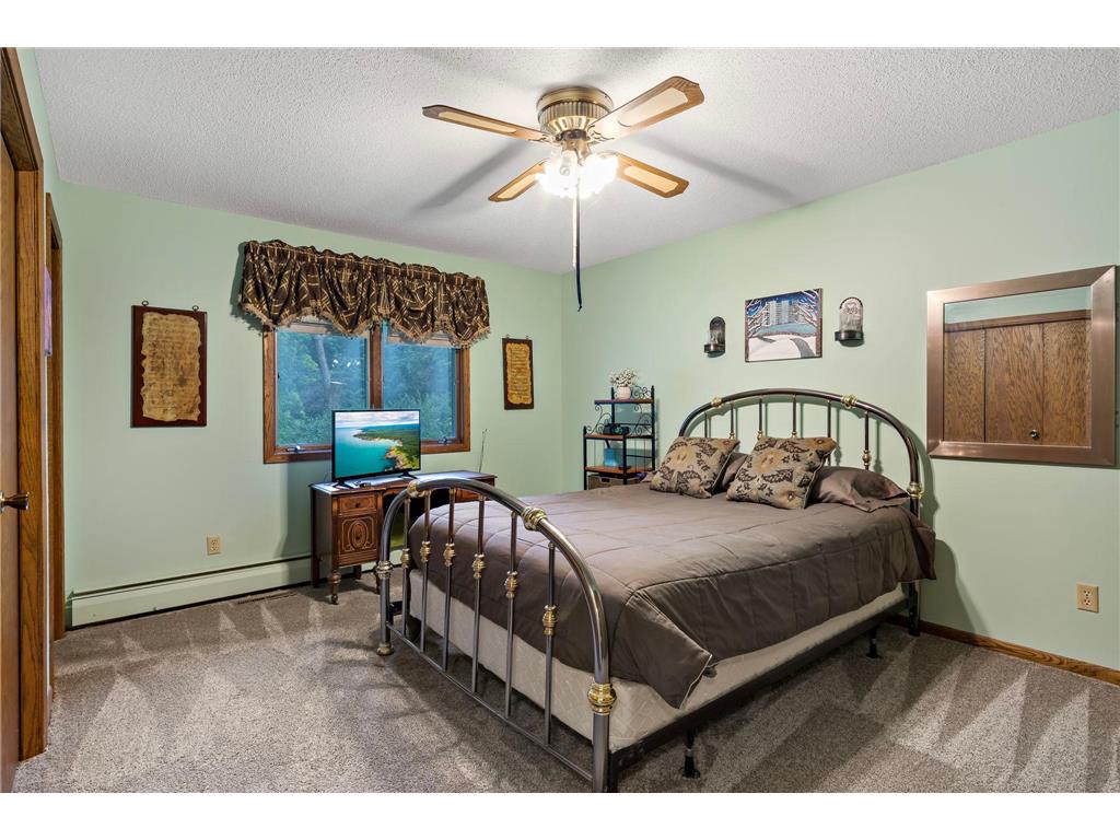 2217 Ripley Avenue Maplewood MN 55109 7091443 image19
