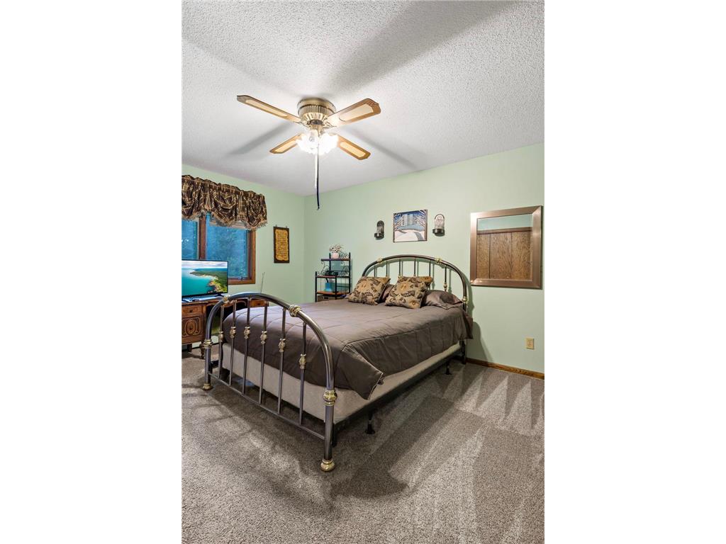 2217 Ripley Avenue Maplewood MN 55109 7091443 image20