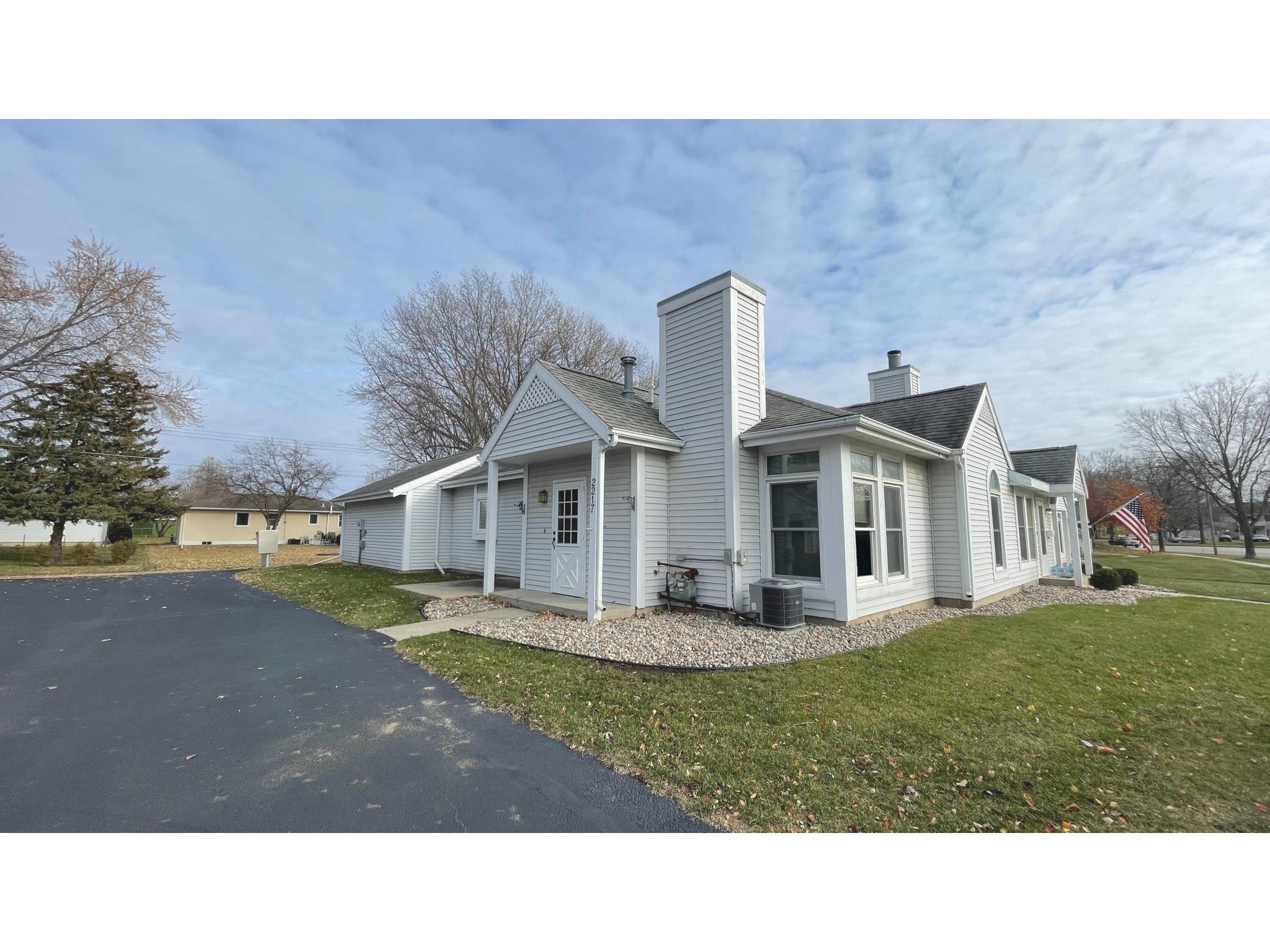 2217 Valleyhigh Drive NW, Rochester, MN 55901 MLS 6127696 Edina Realty