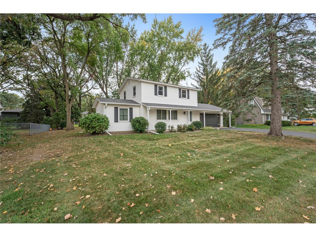 2218 County Road F E White Bear Lake MN 55110 6428417 image1