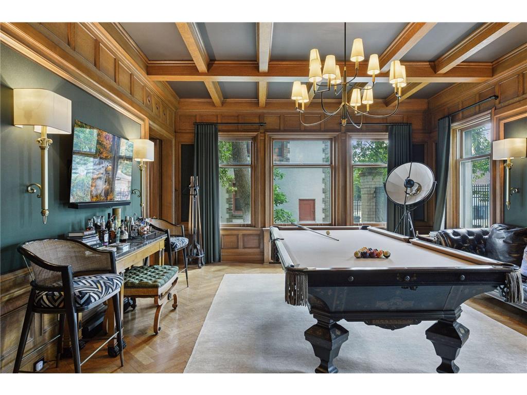 2218 Lake of the Isles Parkway W Minneapolis MN 55405 - Lake of the Isles 7018541 image17