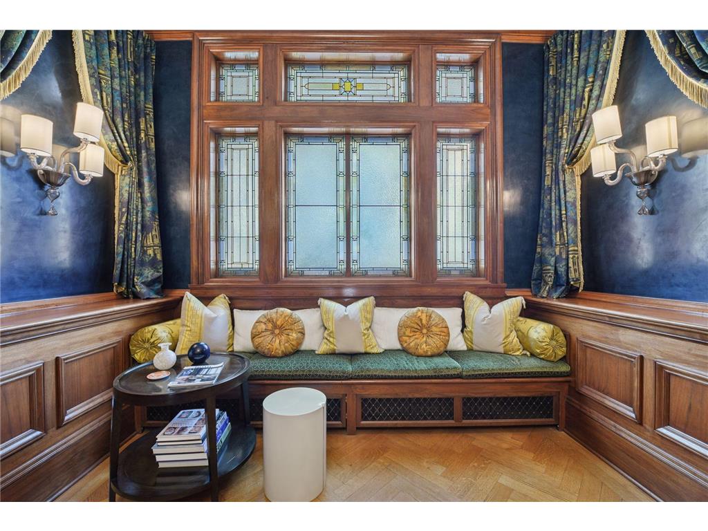 2218 Lake of the Isles Parkway W Minneapolis MN 55405 - Lake of the Isles 7018541 image21