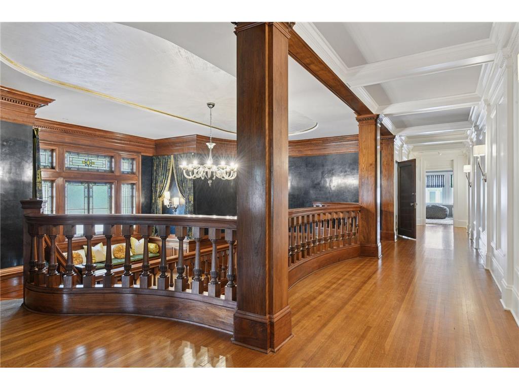 2218 Lake of the Isles Parkway W Minneapolis MN 55405 - Lake of the Isles 7018541 image22