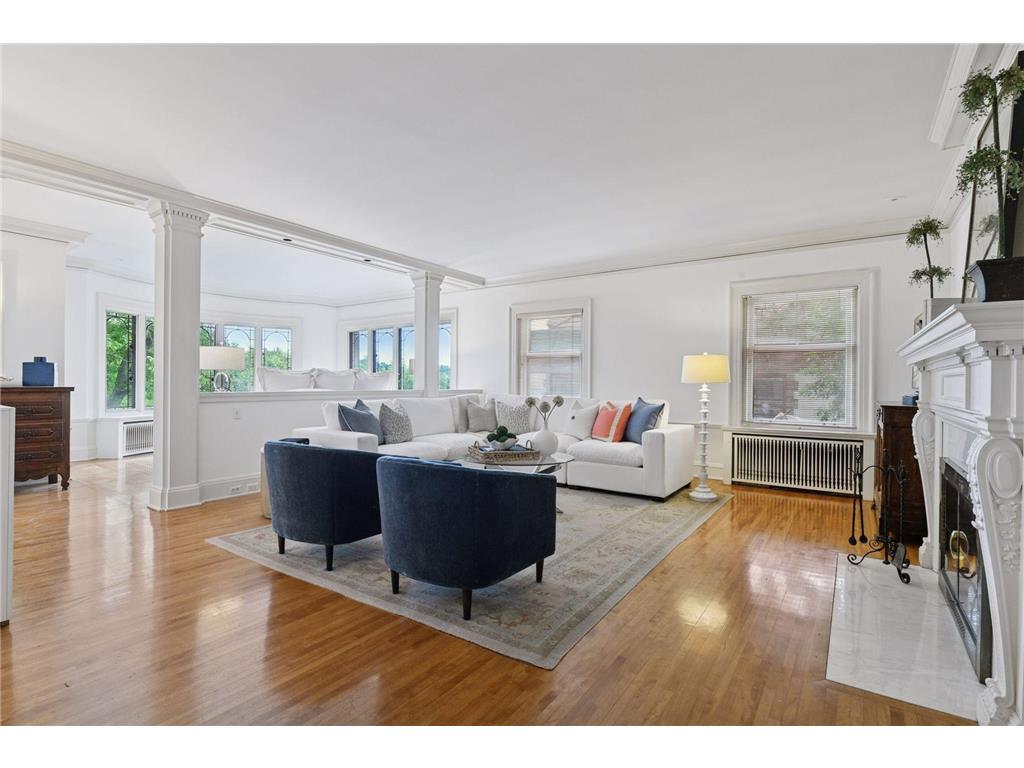 2218 Lake of the Isles Parkway W Minneapolis MN 55405 - Lake of the Isles 7018541 image23