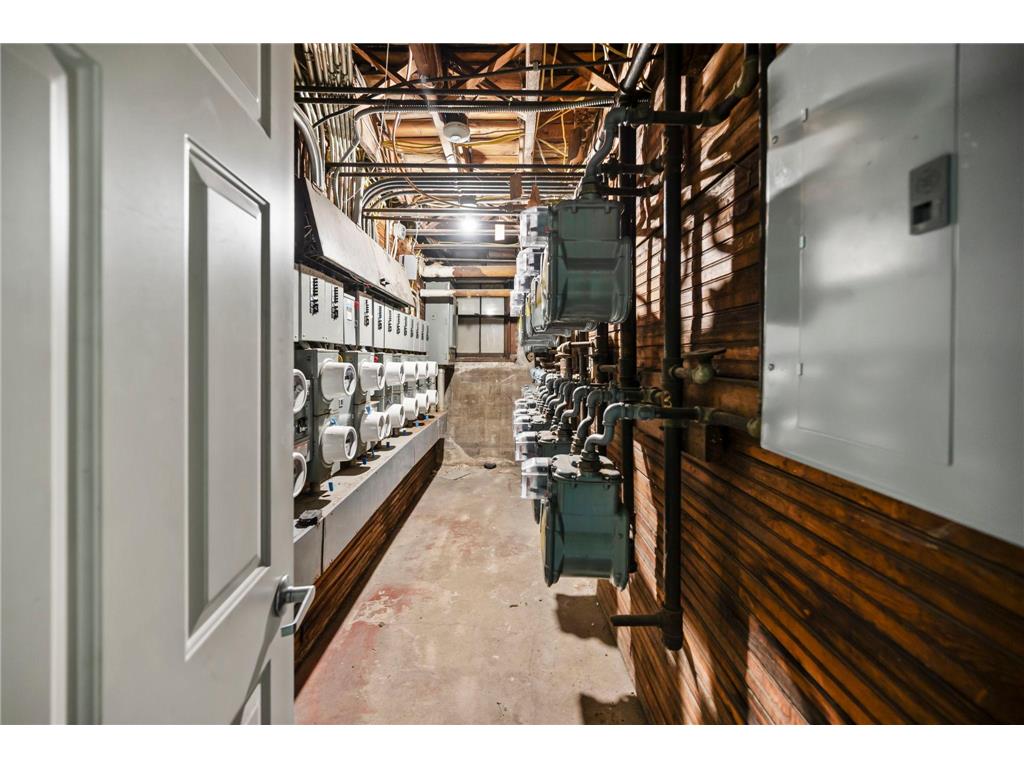 2218 Nicollet Avenue #1 Minneapolis MN 55404 7022075 image37