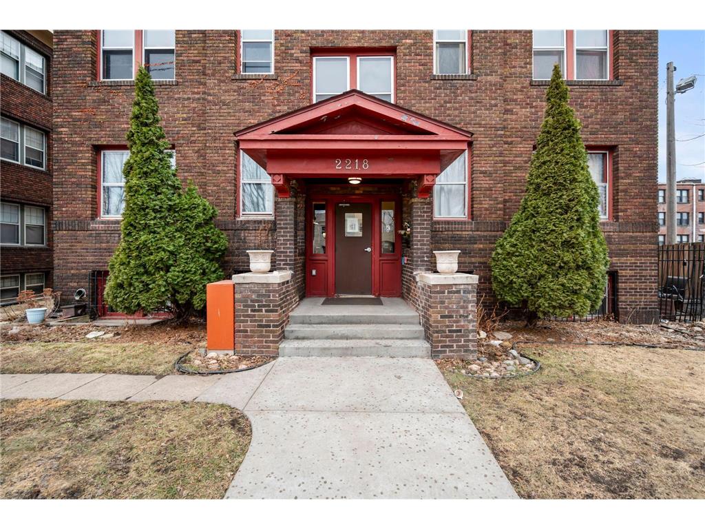 2218 Nicollet Avenue #1 Minneapolis MN 55404 7022075 image5