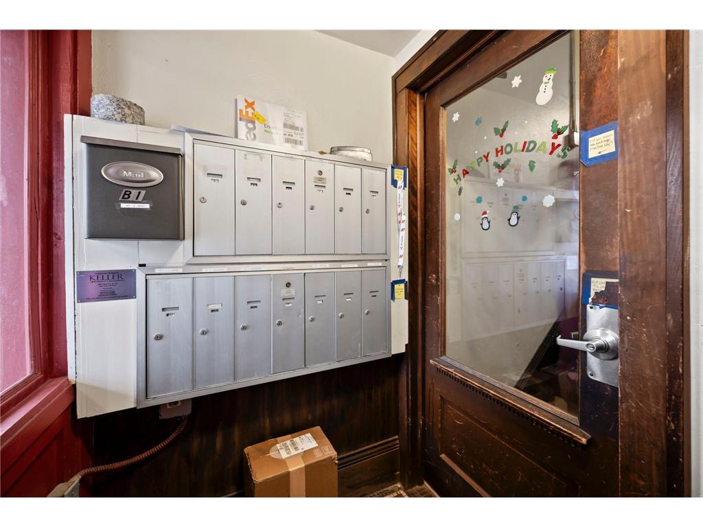 2218 Nicollet Avenue #1 Minneapolis MN 55404 7022075 image7