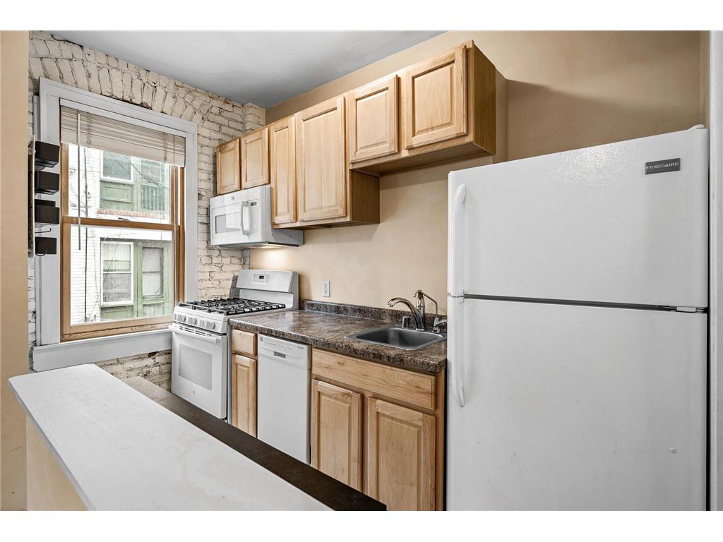 2218 Nicollet Avenue #23 Minneapolis MN 55404 7076456 image3