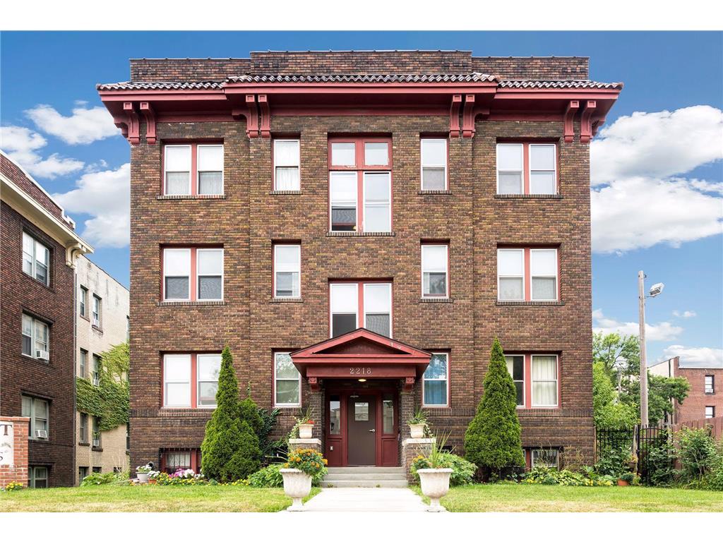 2218 Nicollet Avenue B2, Minneapolis, MN 55404 MLS 6173824 Edina