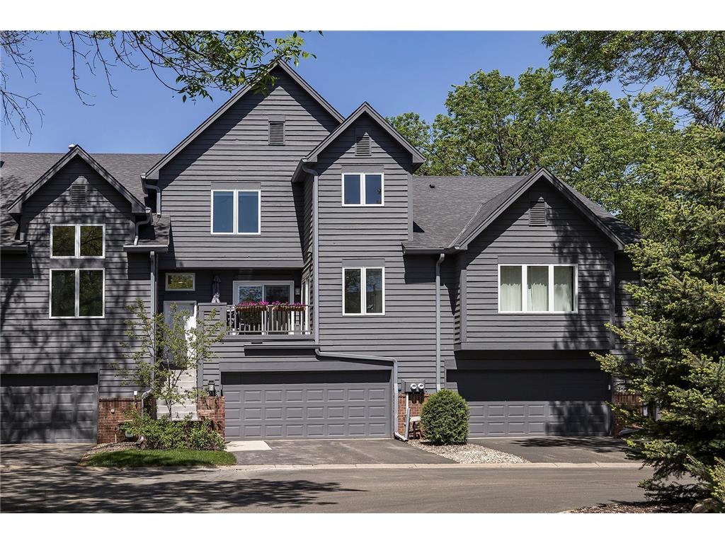 2218 Sherwood Court Minnetonka MN 55305 MLS: 6712748 Edina Realty