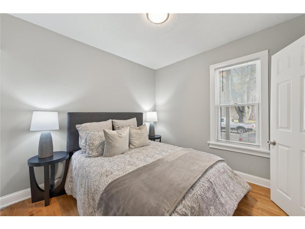 2219 29th Avenue N Minneapolis MN 55411 7069635 image10