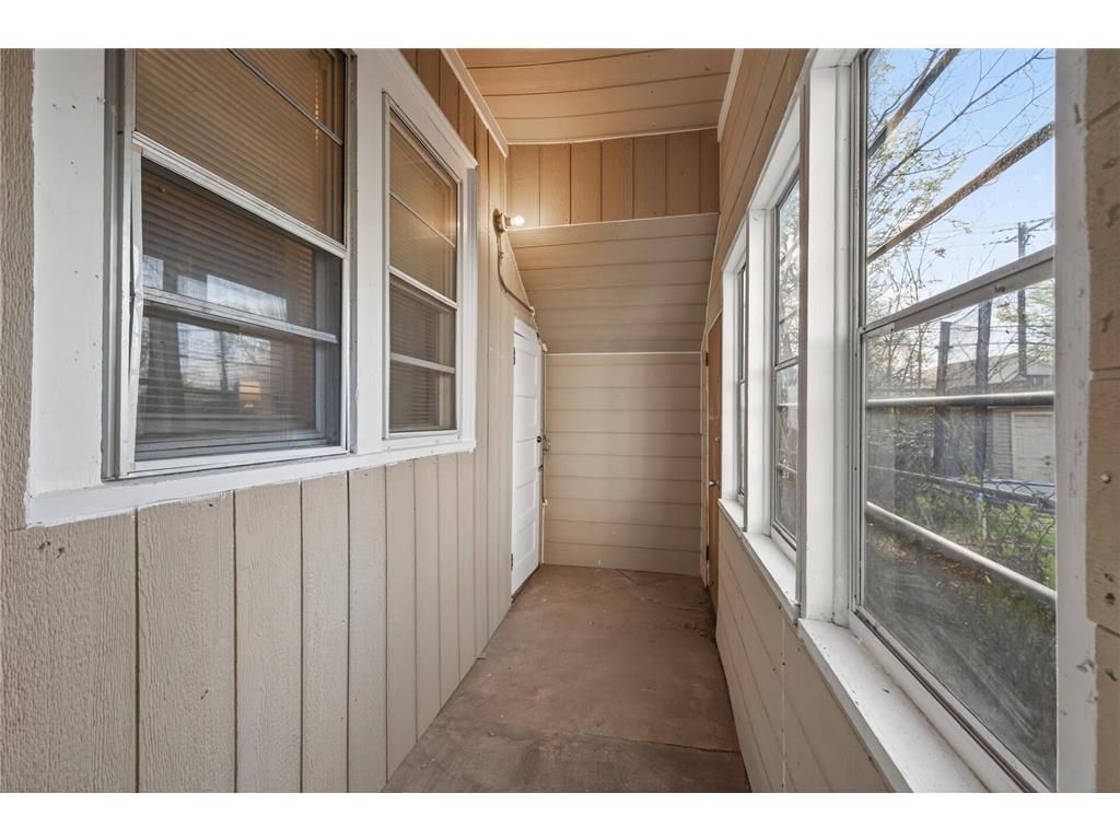 2219 29th Avenue N Minneapolis MN 55411 7069635 image13