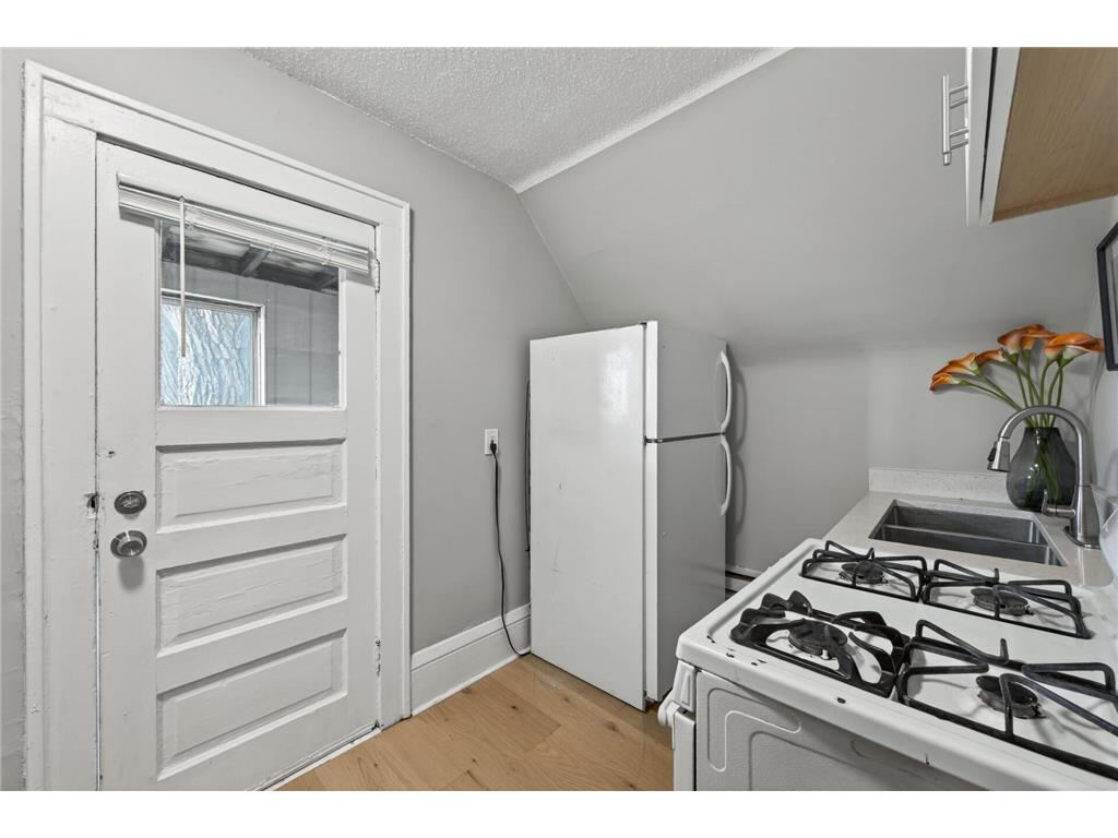 2219 29th Avenue N Minneapolis MN 55411 7069635 image22